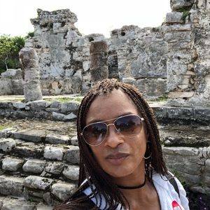 Meet your Posher, Joslyn